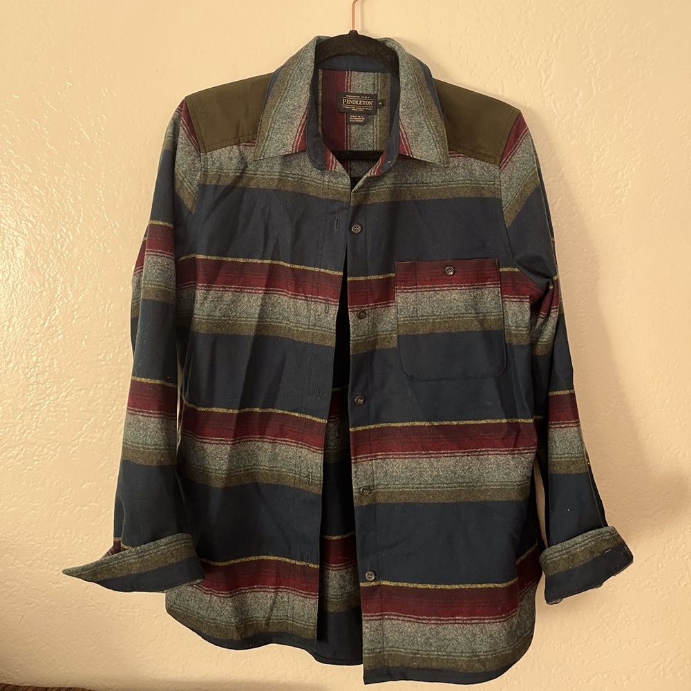 Pendleton Flannel button-up Women’s Medium- wool